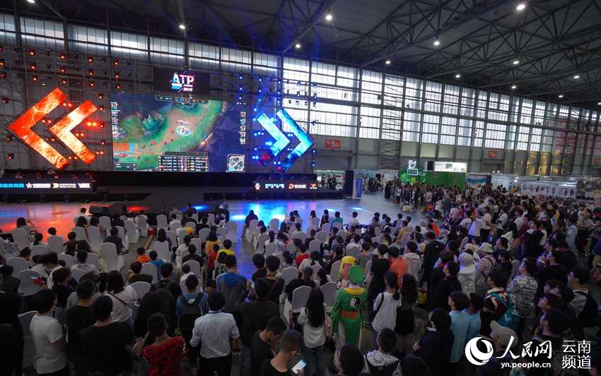 这些新闻事 这些新闻事