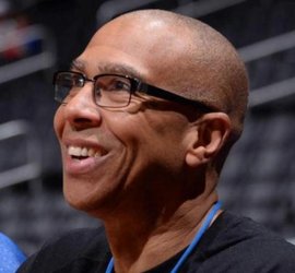 詹姆斯30 詹姆斯30