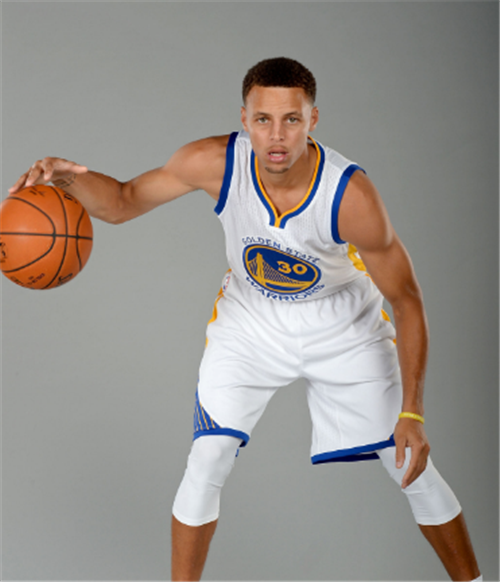 靠纪律与创 靠纪律与创